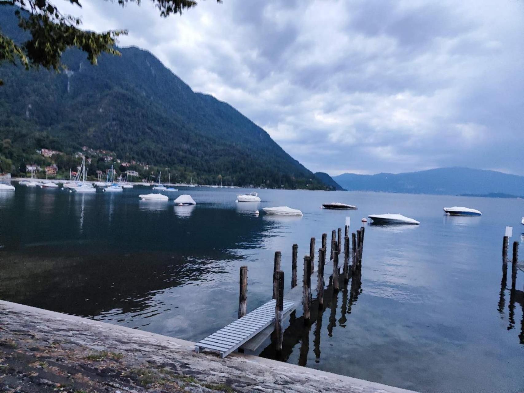 Natura Tra Bosco E Lago Castelveccana Экстерьер фото