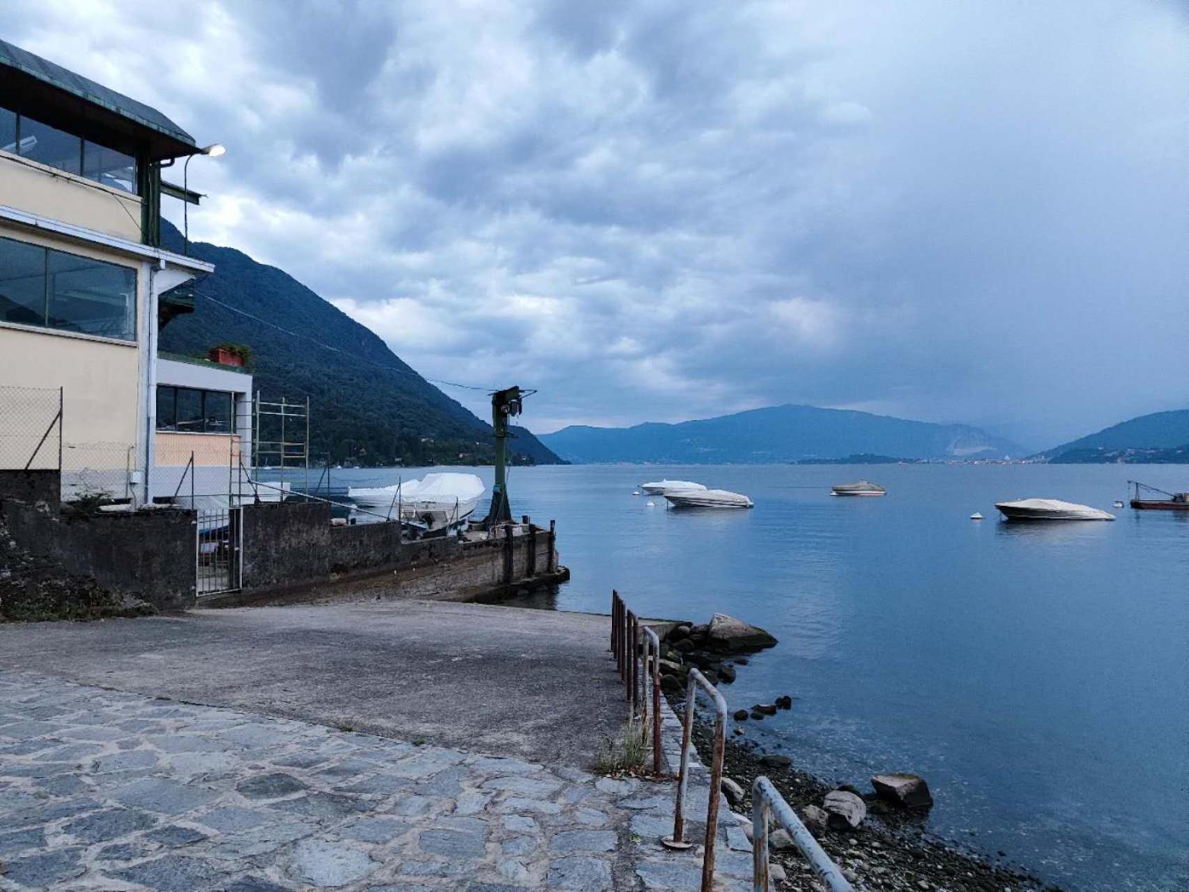 Natura Tra Bosco E Lago Castelveccana Экстерьер фото