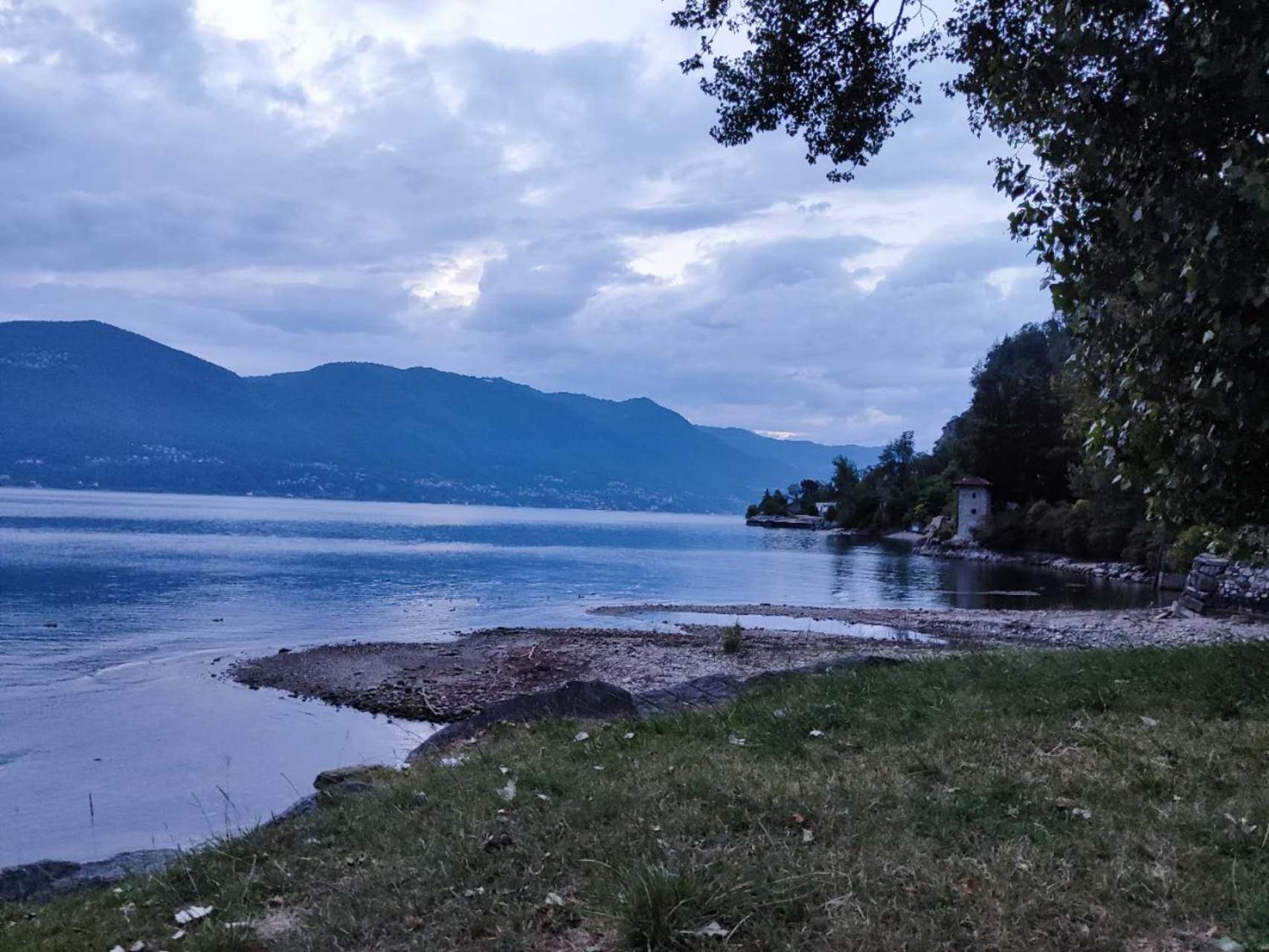 Natura Tra Bosco E Lago Castelveccana Экстерьер фото