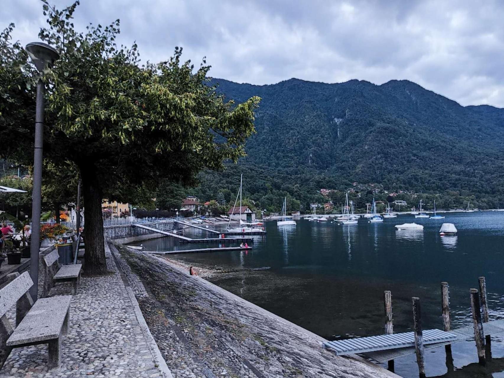 Natura Tra Bosco E Lago Castelveccana Экстерьер фото